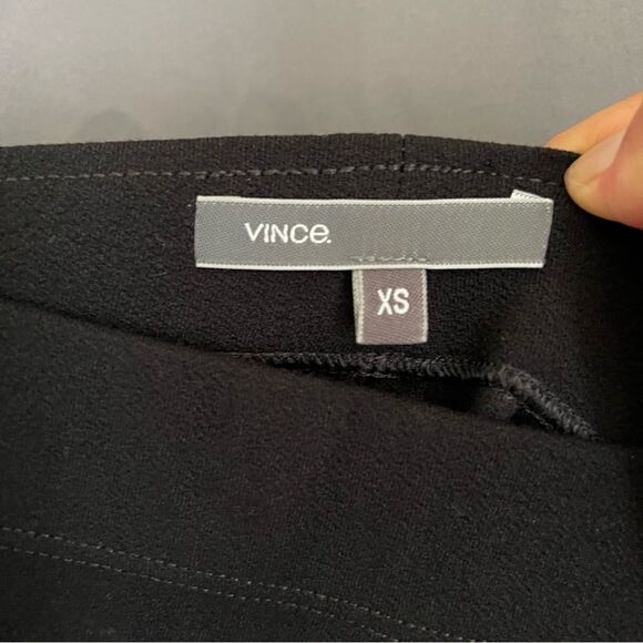 VINCE Pull On Skirt Size XS Black - Picture 2 of 3